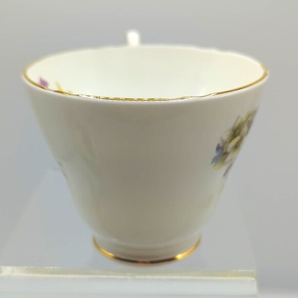 Regency English Teacup & Saucer Fine Bone China Made in England Floral Gold Trim - Picture 5 of 9